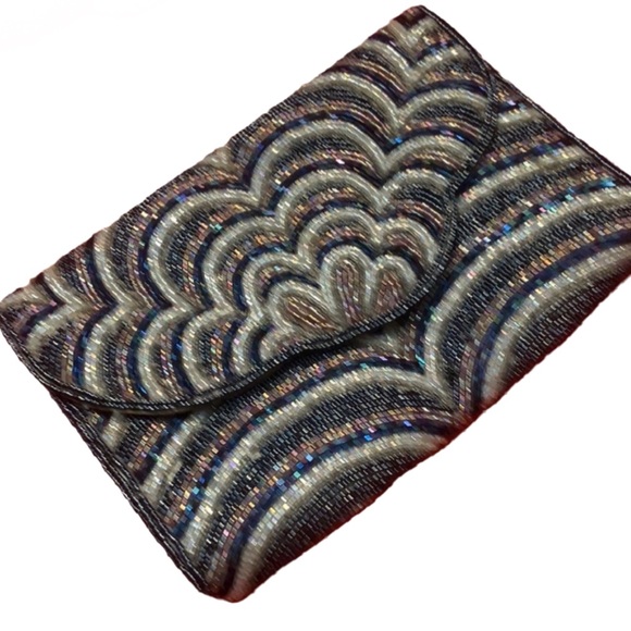 UNBRANDED Handbags - VINTAGE BEADED EVENING CLUTCH UNBRANDED VTG ART DECO